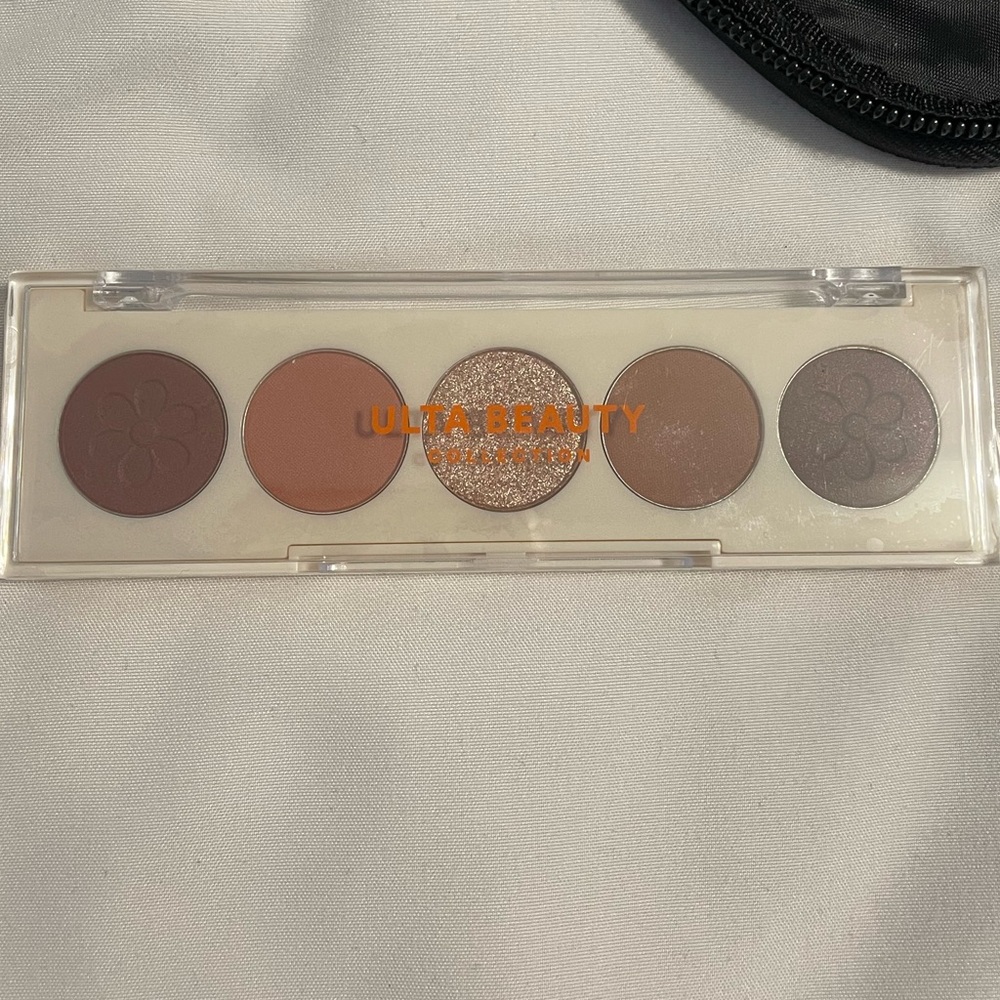 Makeup Bundle (11 items) - Picture 4 of 9